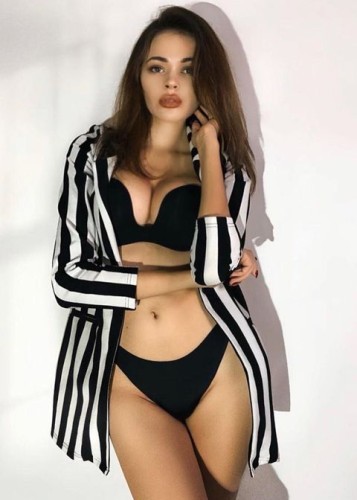 Яна, Г. Макаров